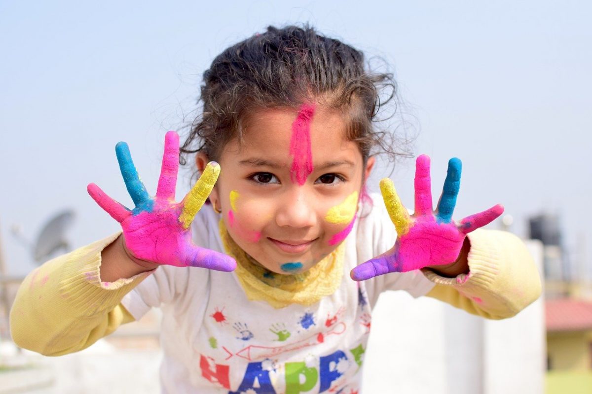 colori delle feste bambina